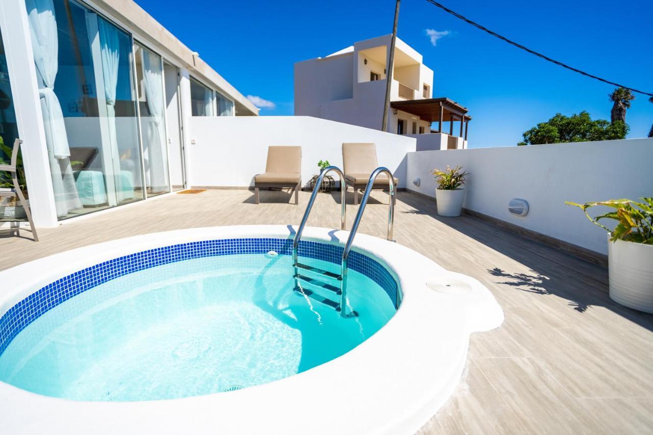 Suites Bene Lanzarote La Asomada  外观 照片