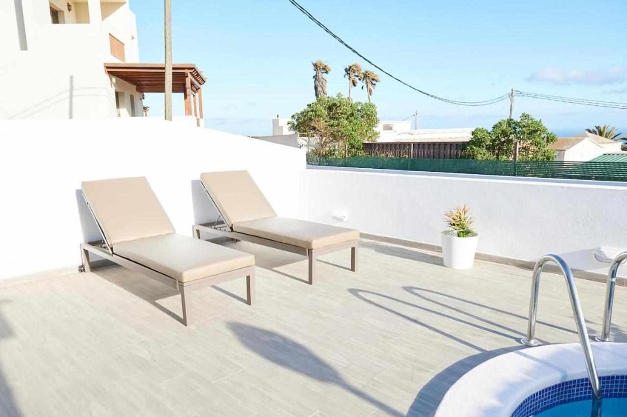 Suites Bene Lanzarote La Asomada  外观 照片