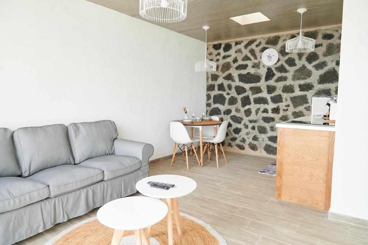 Suites Bene Lanzarote La Asomada  外观 照片